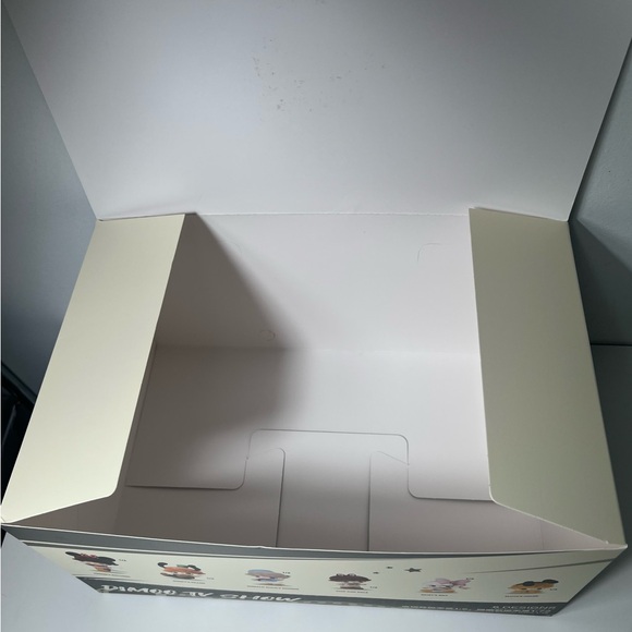 Dimoo World X Disney Vinyl Pendant Keychain Blind Box Display Storage Container - Picture 10 of 10